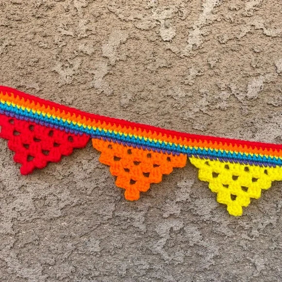 🎉HP🎉Handmade Crochet Neon Rainbow Granny Triangle Bunting - Picture 3 of 8